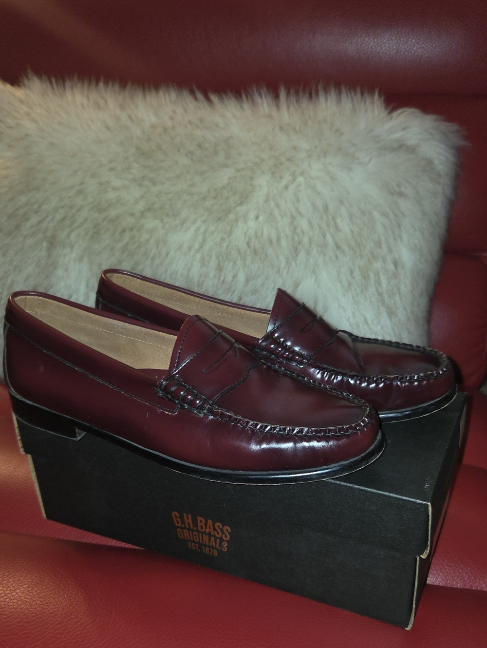 GH Bass Whitney Penny Loafers, Wine, Sz 11